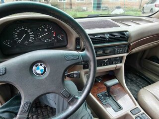 1988 BMW 7 серии 730i II (E32), чёрный, 320000 рублей, вид 3