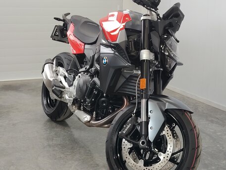 2024 BMW F 900 R, красный, 1049000 рублей, вид 3