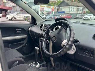 2003 Toyota Ist I, белый, 330000 рублей, вид 5