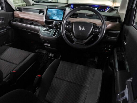 2020 Honda Freed II Рестайлинг, серый - вид 5