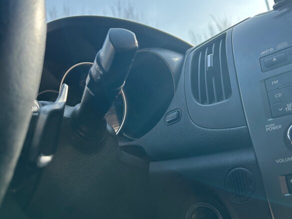 2011 Kia Cerato 6-speed II, золотистый - вид 13