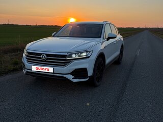 2020 Volkswagen Touareg III, белый, 3250000 рублей, вид 1