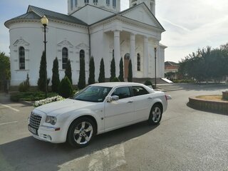 2008 Chrysler 300C I, серебристый, 1370000 рублей, вид 1