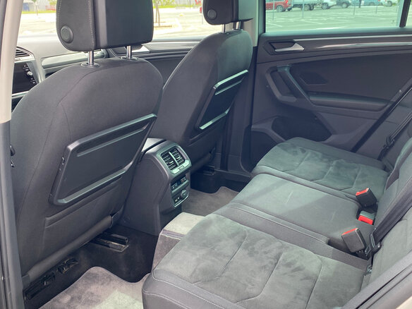 2019 Volkswagen Tiguan II, серебристый, 3100000 рублей - вид 15
