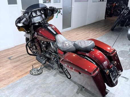 2017 Harley-Davidson Street Glide Special, пурпурный, 1799000 рублей, вид 5