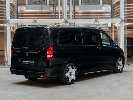 2026 Mercedes-Benz V-Класс Extra Long 300 d экстра длинный III (W447) Рестайлинг 2, чёрный, 12290000 рублей, вид 2