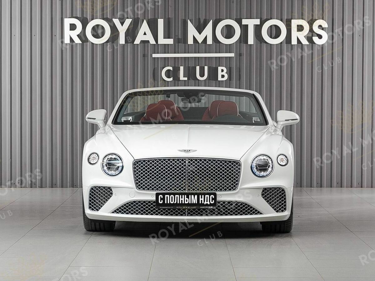 Открыть фотографии: Bentley Continental GT III