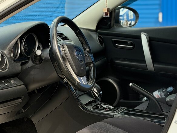 2008 Mazda 6 II (GH), белый, 700000 рублей - вид 10