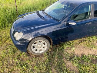 2001 Mercedes-Benz C-Класс 180 II (W203), синий, 500000 рублей, вид 3