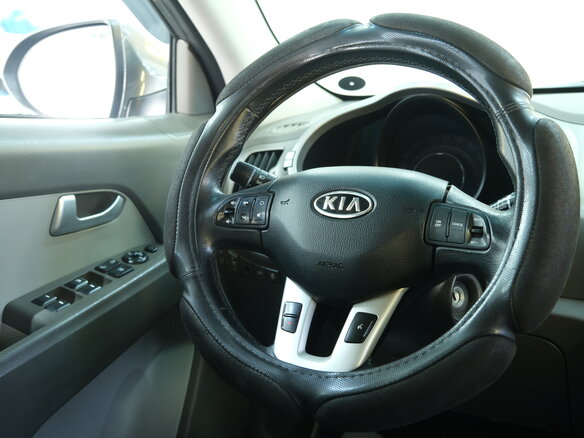 2010 Kia Sportage III, серебристый - вид 11