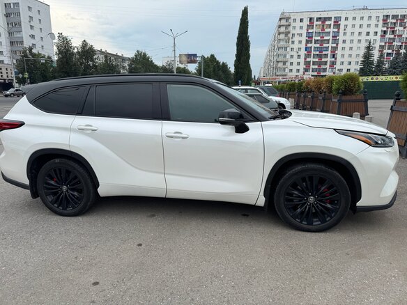 2021 Toyota Highlander IV (XU70), белый, 4870000 рублей - вид 8
