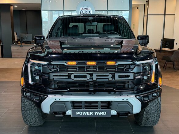 2026 Ford F-150 Raptor SuperCrew Raptor XIV Рестайлинг, чёрный, 16800000 рублей - вид 2