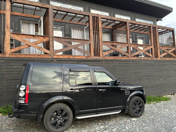 2016 Land Rover Discovery IV Рестайлинг, чёрный, 2750000 рублей - вид 3