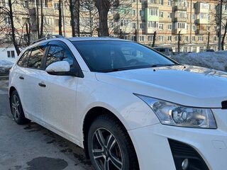 2014 Chevrolet Cruze I Рестайлинг, белый, 680000 рублей, вид 1