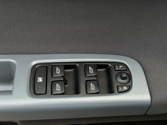 2007 Volvo S40 II, серый, 880000 рублей - вид 13