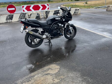 2001 Yamaha FZS600 Fazer, чёрный, 290000 рублей, вид 5