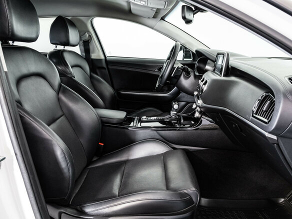 2019 Kia Stinger I, белый, 2099000 рублей - вид 25