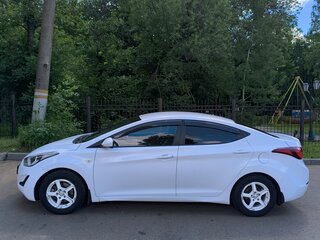 2014 Hyundai Elantra V (MD), белый, 1300000 рублей, вид 4