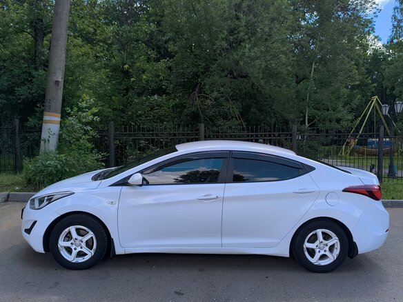 2014 Hyundai Elantra V (MD), белый, 1300000 рублей - вид 3
