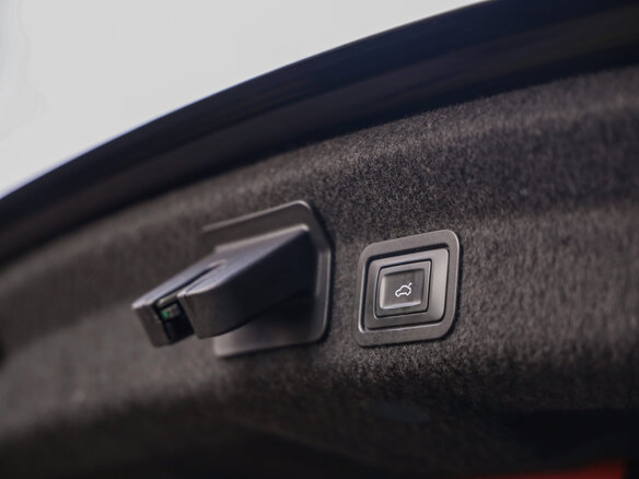 2020 Audi A6 40 TDI V (C8), чёрный, 3049000 рублей - вид 34