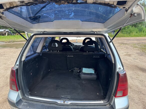 2001 Volkswagen Bora I, серебристый - вид 3