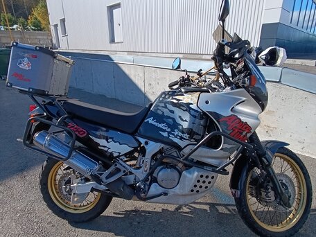 1995 Honda XRV 750 Africa Twin, чёрный, 440000 рублей, вид 3