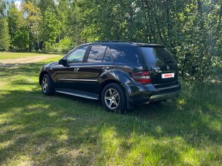 2007 Mercedes-Benz M-Класс 320 II (W164), чёрный, 1100000 рублей, вид 5