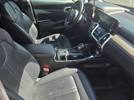 2021 Kia Sorento IV, чёрный, 2790000 рублей, вид 5