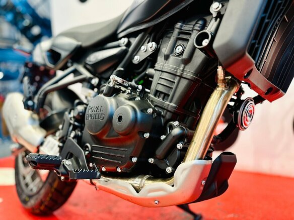 2026 Royal Enfield Himalayan, чёрный, 620000 рублей - вид 5