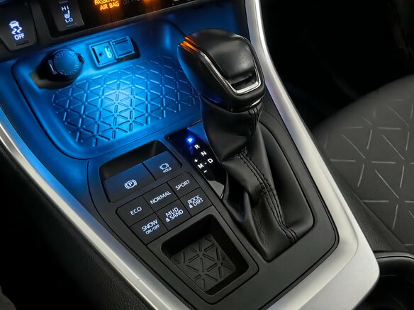 2020 Toyota RAV4 V (XA50), белый - вид 18