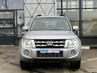 2011 Mitsubishi Pajero IV Рестайлинг 1, серебристый, 1569000 рублей, вид 2