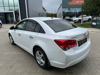 2013 Chevrolet Cruze I Рестайлинг, белый, 769900 рублей, вид 3