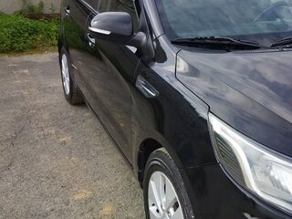 2013 Kia Rio 5-speed III, чёрный, 970000 рублей, вид 3