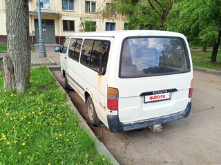 1991 Toyota HiAce H100, белый, 250000 рублей, вид 3