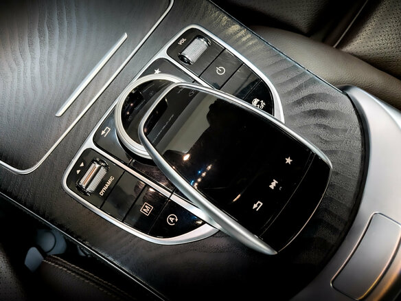 2017 Mercedes-Benz GLC 250 I (X253), белый, 3200000 рублей - вид 27