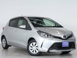 2016 Toyota Vitz III (XP130) Рестайлинг, серый, 989000 рублей, вид 1