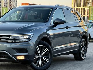 2018 Volkswagen Tiguan Allspace II, серый, 2699000 рублей, вид 3