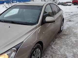 2012 Chevrolet Cruze I, бежевый, 500000 рублей, вид 4