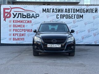2011 Volkswagen Tiguan I, чёрный, 1050000 рублей, вид 2