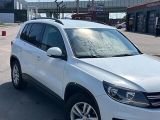 2014 Volkswagen Tiguan I Рестайлинг, белый, 1450000 рублей, вид 4