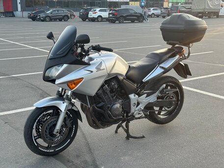 2005 Honda CBF 600, серебристый, 320000 рублей, вид 1