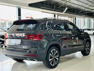 2022 Volkswagen Tharu I, серый, 1750000 рублей, вид 5