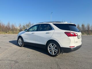 2017 Chevrolet Equinox III, белый, 1870000 рублей, вид 4