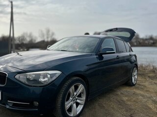 2013 BMW 1 серии 116i II (F20/F21), синий, 930000 рублей, вид 4