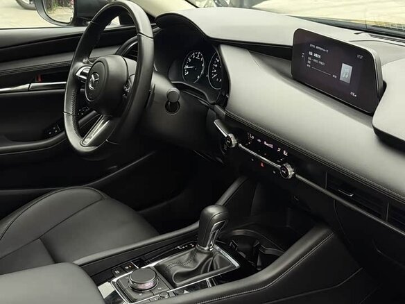 2022 Mazda 3 Axela IV (BP), серый - вид 10