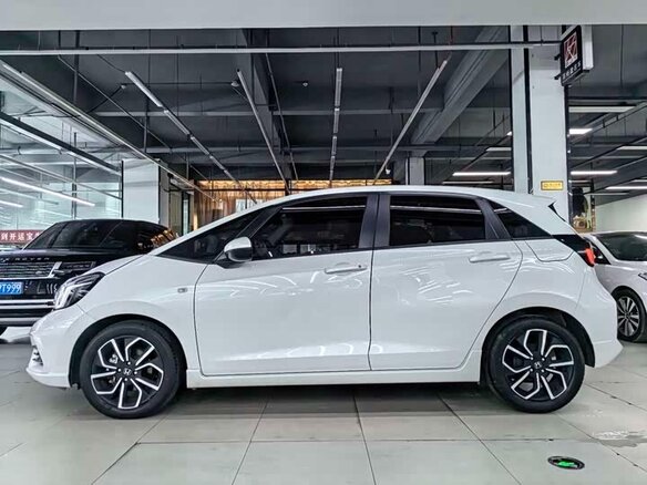 2022 Honda Life Crosstar VI, белый, 1600000 рублей - вид 8