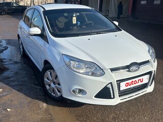 2013 Ford Focus III, белый, 650000 рублей, вид 3