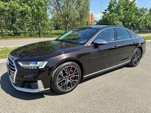 2021 Audi S8 IV (D5), коричневый, 10500000 рублей - вид 21