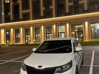 2015 Kia Rio III Рестайлинг, белый, 930000 рублей, вид 2