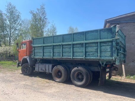 1986 КамАЗ 55102, оранжевый, 550000 рублей, вид 1